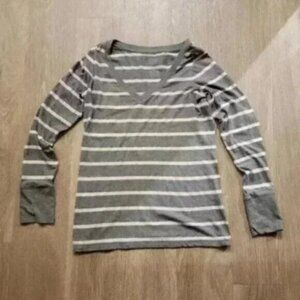 grey and white striped v neck shirt long sleeve mossimo size medium